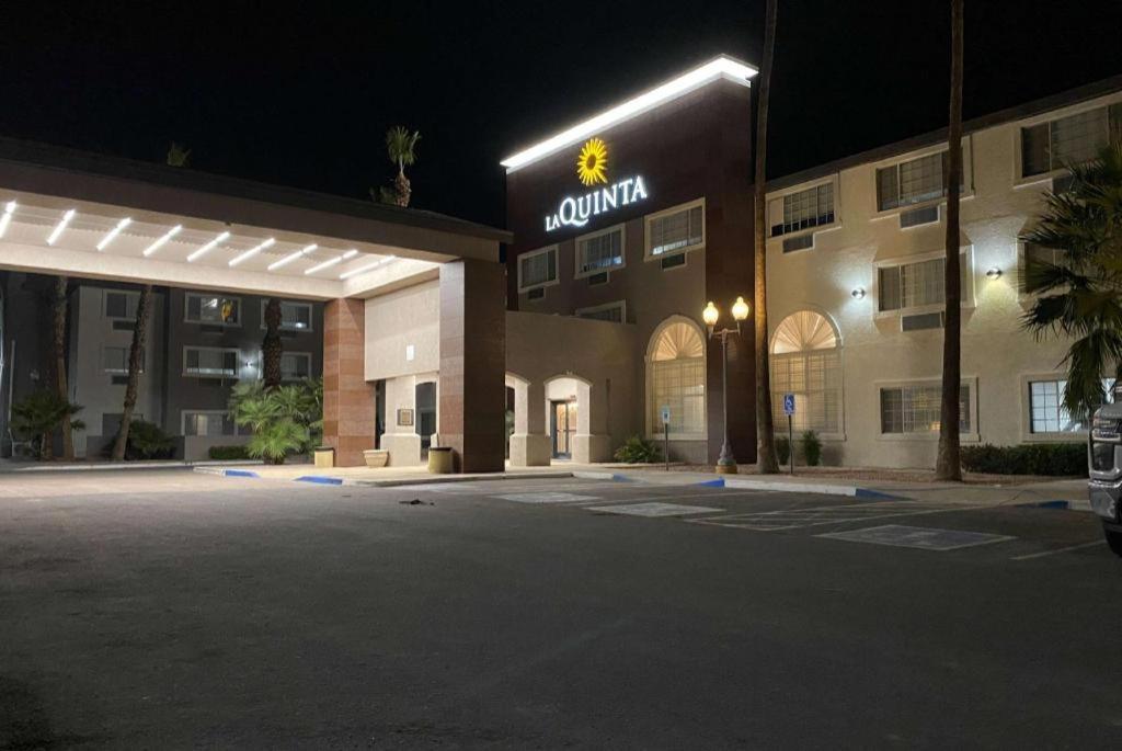 Hotel Baymont By Wyndham Safford Exterior foto